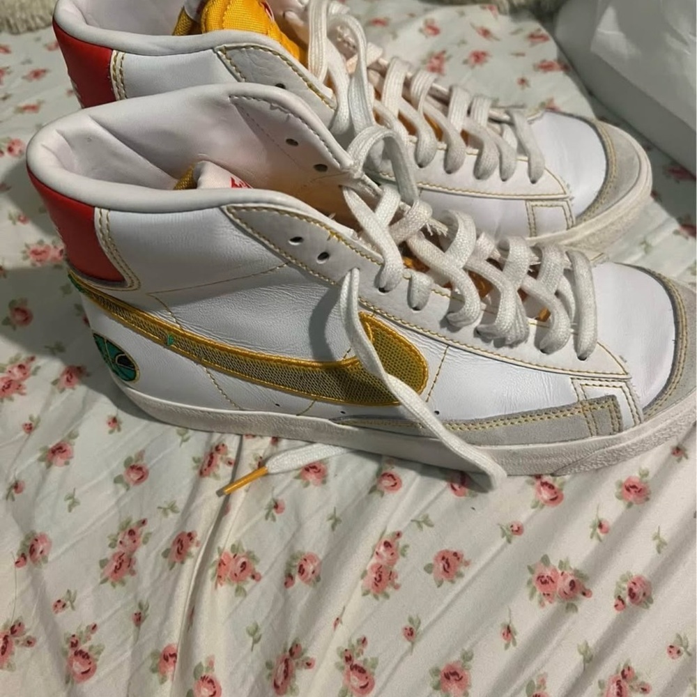 Nike Blazer Mid '77 Vintage Roswell‎ Rayguns
